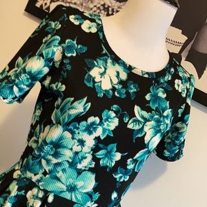 LulaRoe pretty floral dress Small
